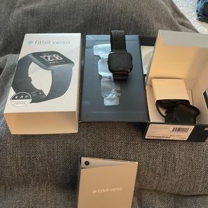 Fitbit Versa (1st gen)